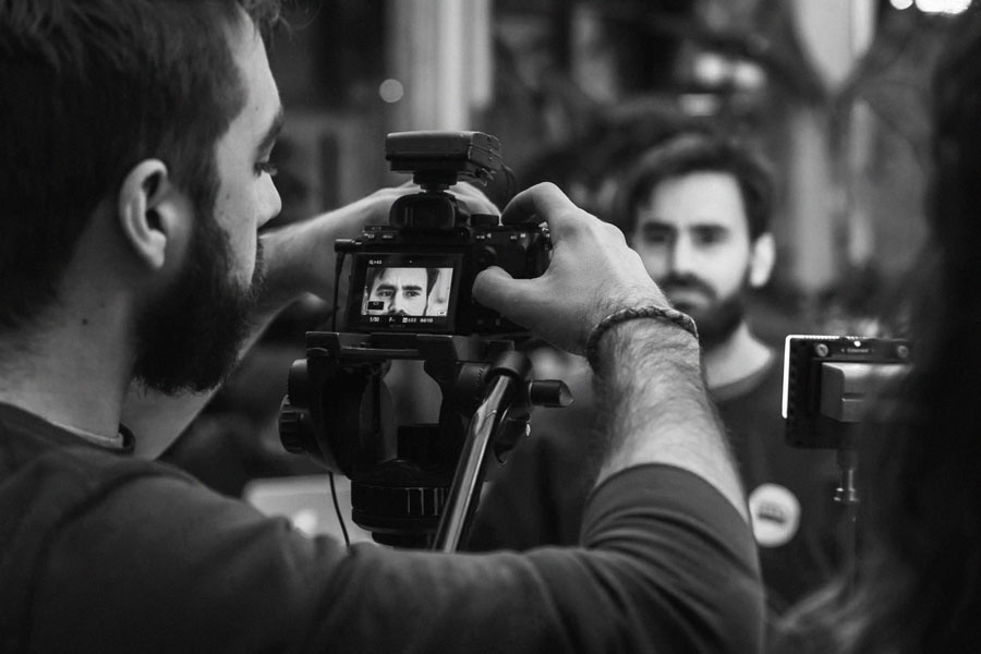 Les 10 commandements de la photo de CV | ©by JFS
